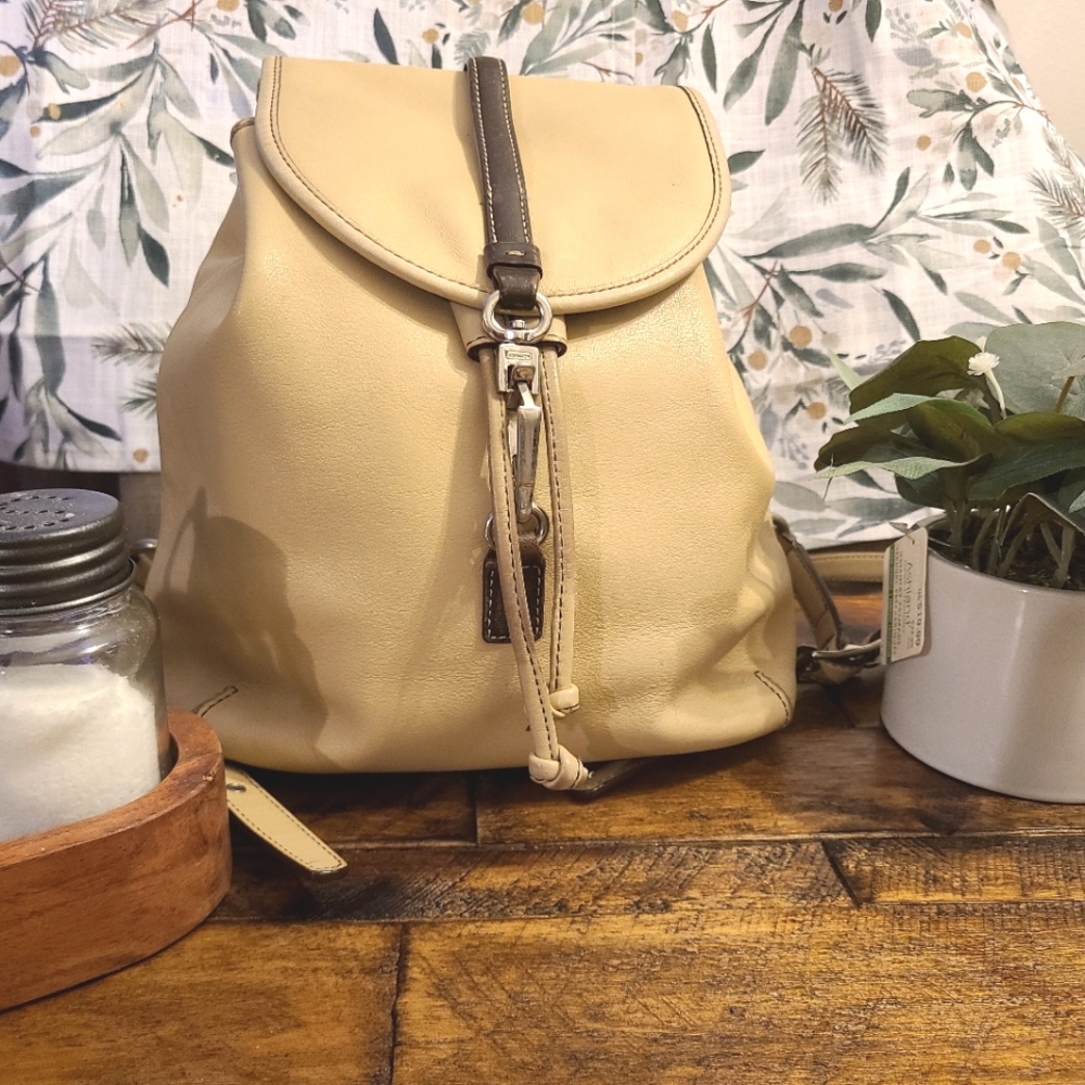 Coach Legacy Backpack Vintage Studio Leather Drawstring Bag Beige Brown Mini